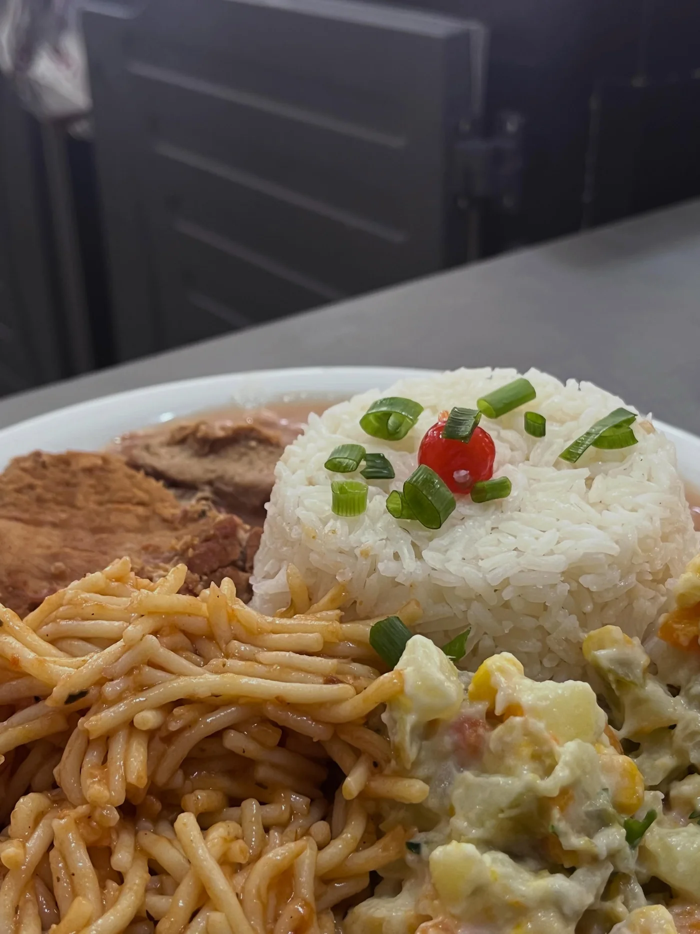 PF Pernil Maioneze E Macarronada